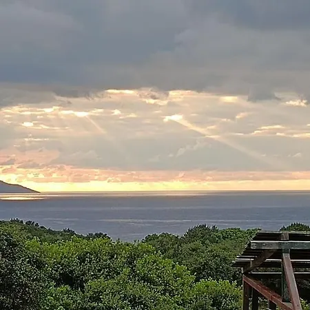 A-frame Off The Grid Feriehus *